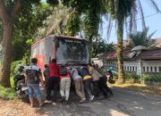 Bus Trans Jateng Terbakar di Gajahmungkur, Asap Muncul dari Ban Depan