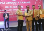 Advokat Pro Bono Pembela Rakyat Kecil, Zainal Petir Raih Penghargaan dari IKADIN Kota Semarang