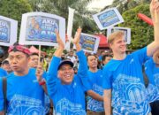 Ratusan Karyawan PDAM Tirta Moedal Ramaikan Mlaku Bareng HJKS 479 di Simpang Lima