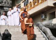 Umat Buddha Rayakan Waisak di Vihara Tanah Putih Semarang, Penghayatan Dhamma Sebulan Penuh