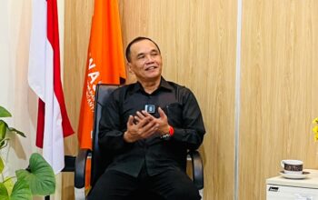 Ketua DPRD Jateng Sumanto