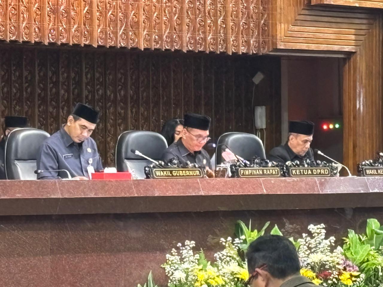 Ketua DPRD Jateng Sumanto
