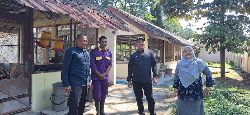 Ketua DPRD Jateng Sumanto