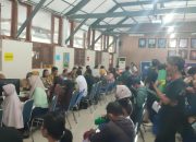 Posko SPMB SMP Semarang Diserbu di Hari Pertama, Mayoritas Terkendala Data Nominasi