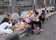 Sambut 1 Suro, Warga Muneng Ungaran Timur Gelar Tradisi Kupatan Turun-Temurun