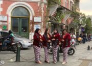 Long Weekend Bikin Kota Lama Semarang Kian Berwarna, Sewa Kebaya Laris Diserbu Wisatawan