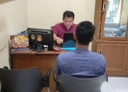 Nekat Tusuk Istri saat Ambil Rapor Anak, Suami Diamankan Polisi