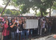 Dukung Sudewo, Emak-emak Rela Tinggalkan Keluarga Demi Datang ke Pengadilan Tipikor Semarang