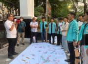 Bawa Uang Mainan dan Cokelat Emas, BEM SI Desak Kejati Jateng Usut Tuntas Kasus Dugaan Korupsi Eks Jampidsus