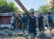 Satpol PP Sterilkan Jalur Menuju Kota Lama, Empat Lapak Rongsok di Jalan Kolonel Sugiyono Ditertibkan