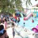 kolam renang saat liburan sekolah
