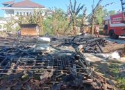 Korsleting Listrik Dua Rumah Warga Terbakar di Desa Karangduren Semarang