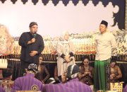 Bupati Blora Ajak Perangkat Desa Kuliah Lewat Program RPL, Dorong SDM Unggul dari Panggung Wayang