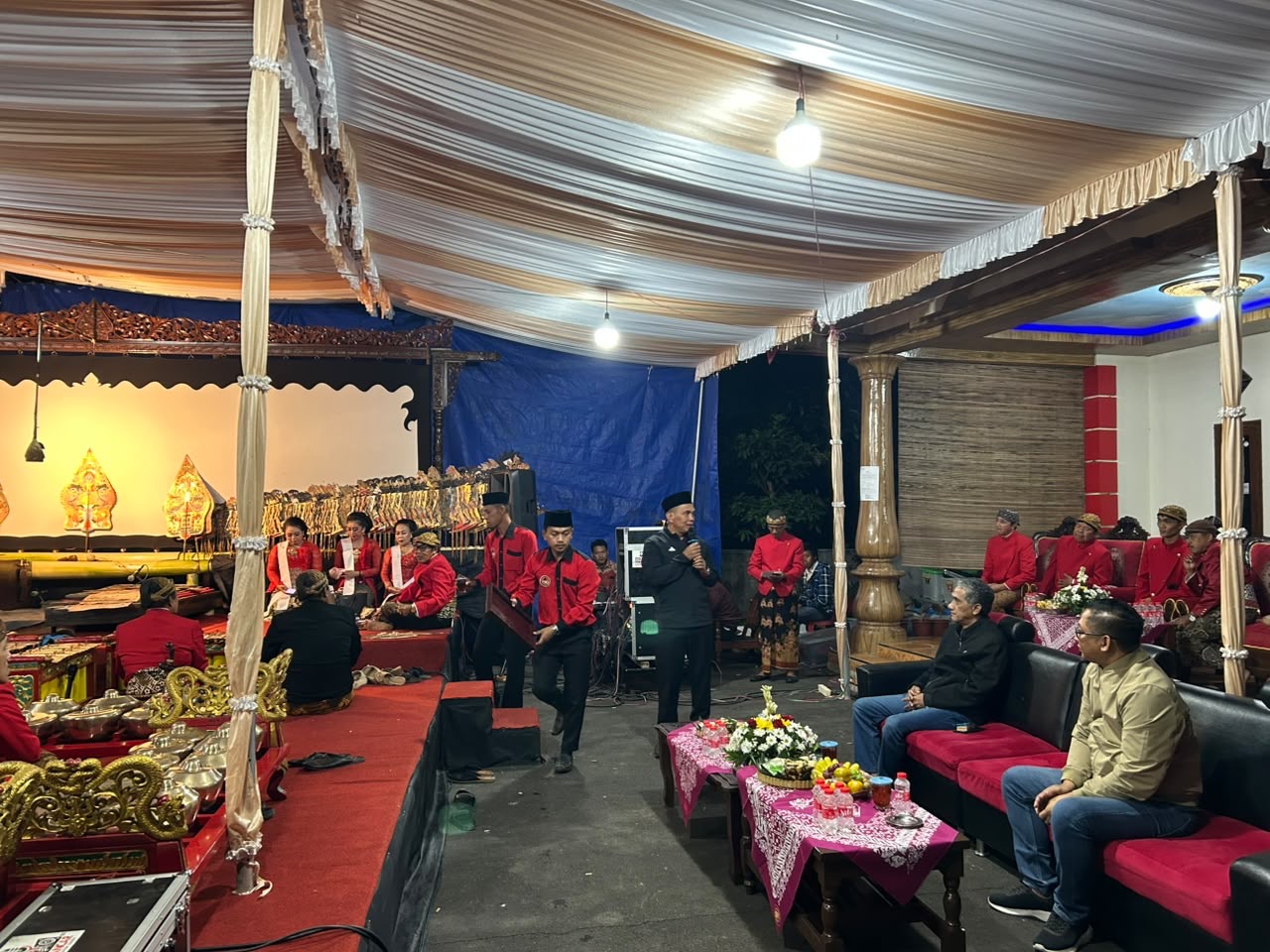 Ketua DPRD Jateng Sumanto