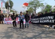 Kawal Sidang Sudewo, Massa Pati Ora Sepele dan Aksi Pati Bangkit Saling Tantang, Situasi Sempat Memanas
