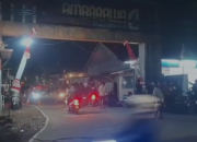 Rumah Terduga Pelaku Pembunuh Bos Royal Phone Ambarawa Digeruduk Warga