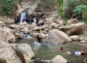 Hidden Gem Dekat Unnes, Curug Gribik Semarang Punya Air Terjun Mungil Bikin Hati Adem