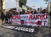 Massa Kontra Hadir di Pengadilan Tipikor Semarang, Sudewo: Silakan Asal Tidak Anarkis