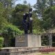 monumen perempuan ereveld kalibanteng