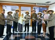 Bagi-bagi Sayur Berwadah Besek Ramah Lingkungan, Cara Bank Jateng Peringati Hari Pelanggan Nasional 2026