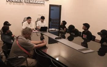 Mediasi Pedagang Cilok dan Kelompok Punk di Polres Semarang