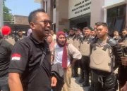Pendukung Sudewo Protes ke Jaksa KPK soal ‘Rekaman’ di Pengadilan Tipikor Semarang