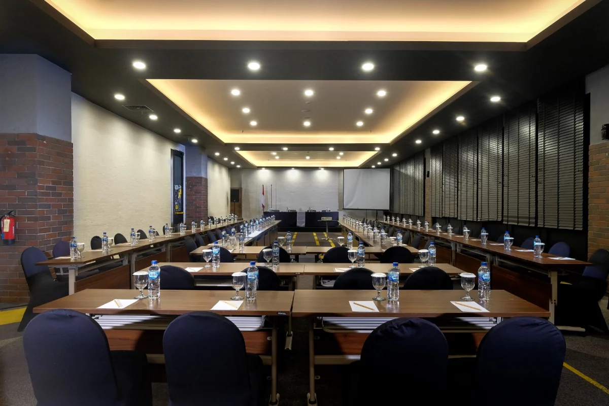Rooms Inc Semarang Meeting Package