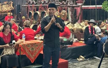 Ketua DPRD Jateng Sumanto