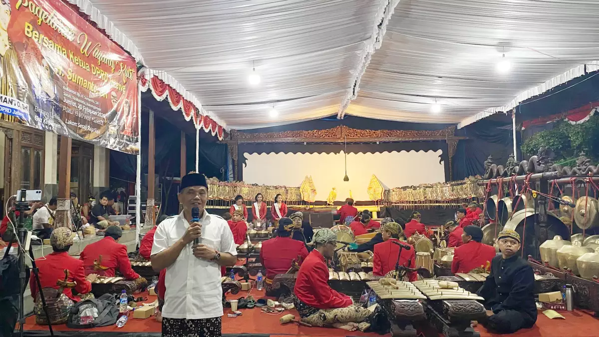 Ketua DPRD Jateng Sumanto