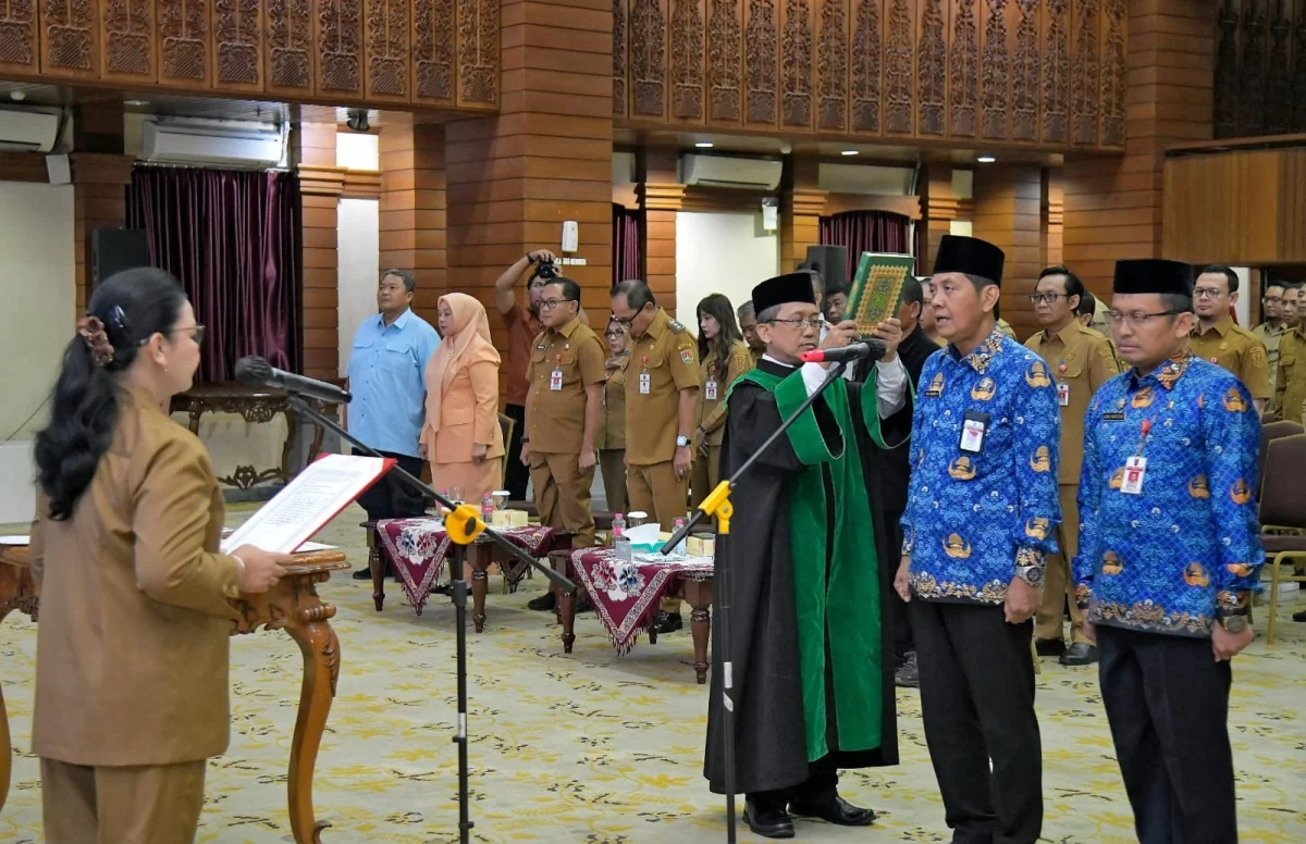 Agustina Rotasi Kepala Dukcapil dan BKPP Semarang, Ada Pesan Khusus soal Data dan ASN