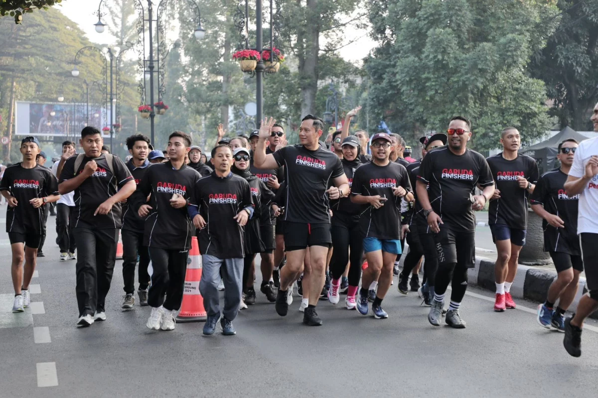 Ribuan Pelari Bakal 'Invasi' Jantung Kota Semarang! AHY RUN JATENG 2026 Siapkan Doorprize Umroh hingga Sepeda Listrik