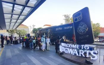 Semarang Jadi Salah Satu Kota yang Disambangi Bus Hogwarts realme, Ada Apa Saja?