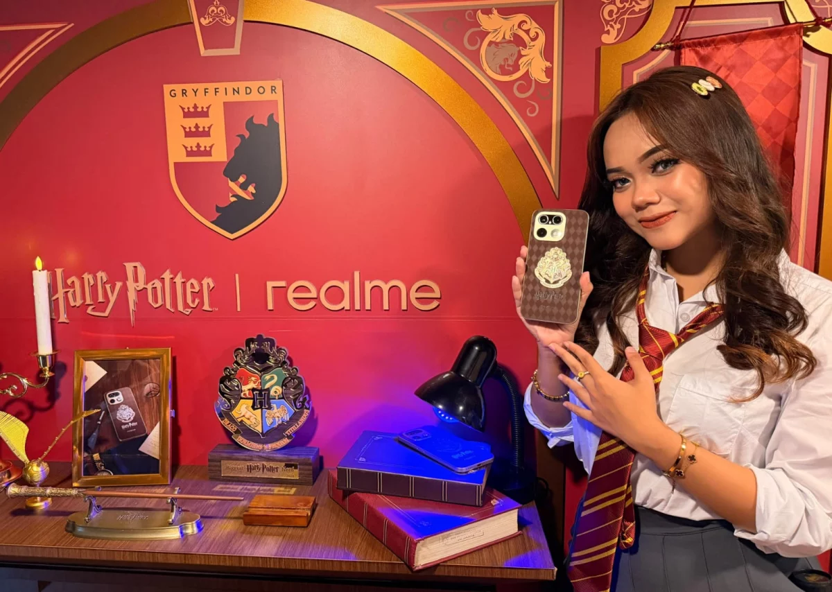 Semarang Jadi Salah Satu Kota yang Disambangi Bus Hogwarts realme, Ada Apa Saja?