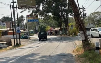 Kabel WiFi Melintang di Jalan Gunungpati-Boja, Bikin Pengendara Terjungkal dari Motor
