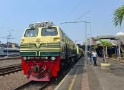 Nostalgia di Stasiun Tawang, Argo Merbabu Usung Livery Terinspirasi Kereta ABL-9000