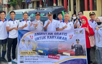 Cerita Jumat Berkah Sopir Angkot di Kabupaten Semarang, Gratiskan Ongkos untuk Buruh Pabrik