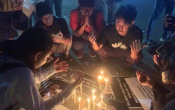 Doa bersama jurnalis di Kota Semarang untuk rekan yang hilang kontak di Selat Sunda