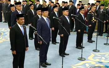 Presiden RI Prabowo Subianto, melakukan reshuffle atau perombakan Kabinet Merah Putih di Istana Negara, Jakarta, Kamis, 1 Oktober 2026.
