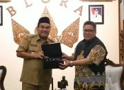 Dapat Apresiasi Universitas Budi Luhur, Arief Rohman Dorong Garap Desa Binaan di Blora