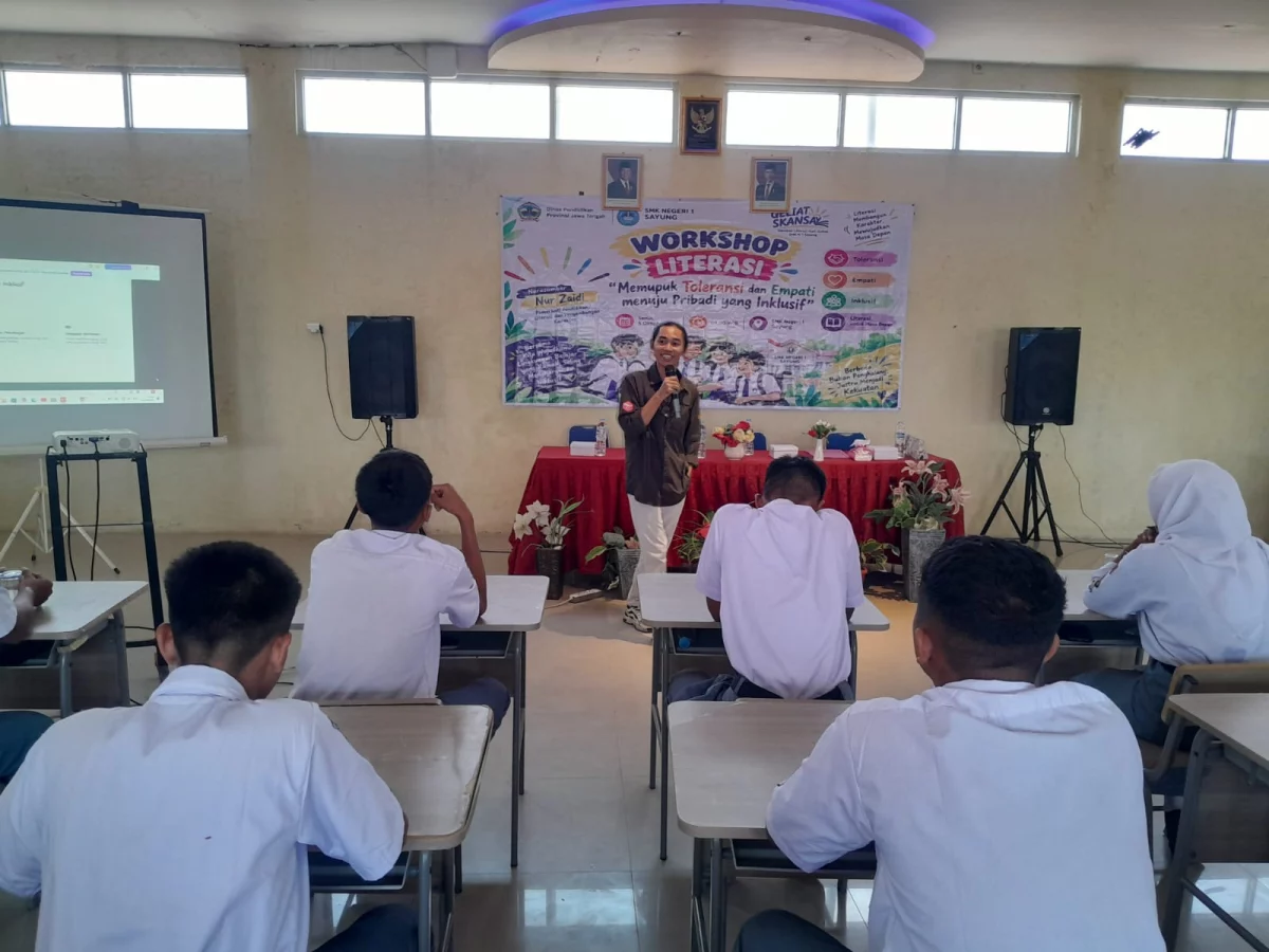 Peduli Keberagaman, Wartawan Bekali Pelajar SMKN 1 Sayung Lawan Intoleransi di Sekolah