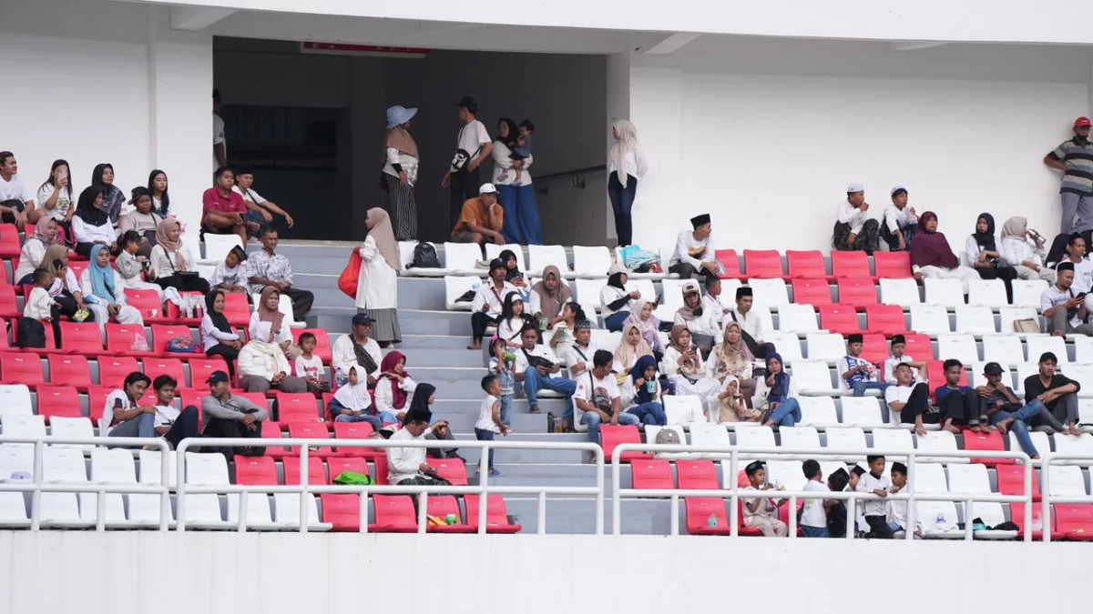 Java United Bagikan 1.350 Tiket Gratis bagi Santri dan SSB di Stadion Jatidiri Semarang