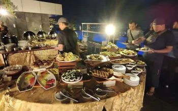 BBQ Rooftop Semarang Cuma Rp98 Ribu, Nikmati Barbeque, Live Music, dan Panorama Kota