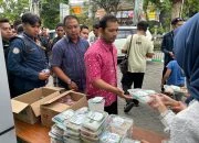 ‎Sebungkus Makanan, Sejuta Makna: Mengetuk Pintu Langit, Cerita Jumat Berkah Pegadaian Semarang