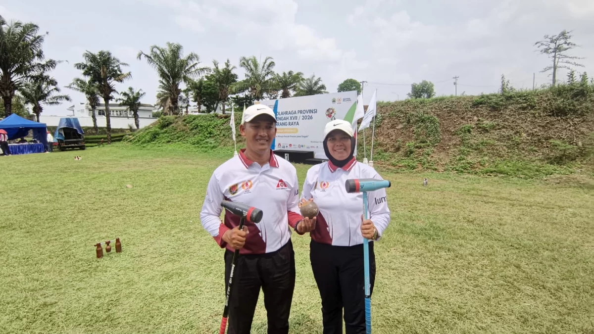 Pasangan Suami Istri Asal Kota Semarang Sabet Emas Woodball Porprov Jateng 2026. (Ellya/beritajateng.tv)