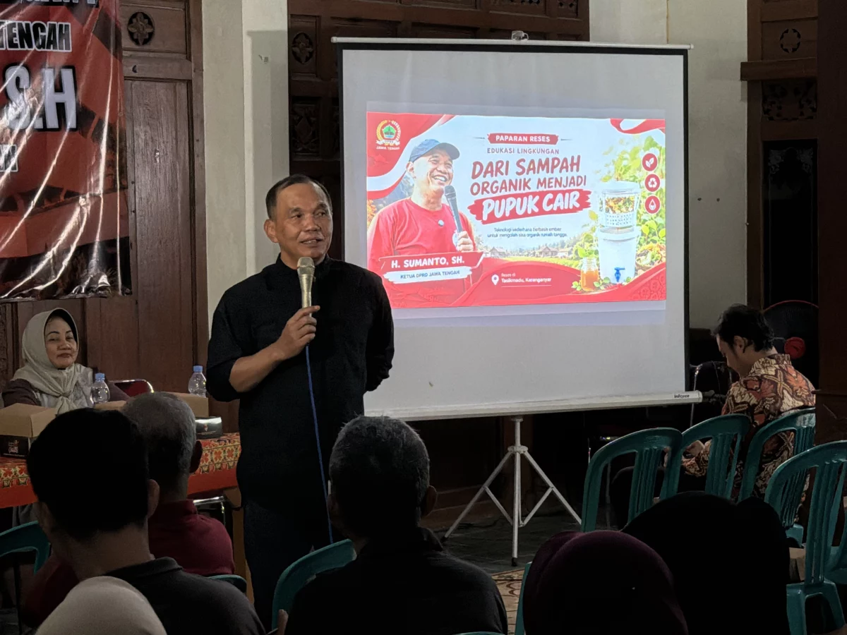 Ketua DPRD Jateng Sumanto