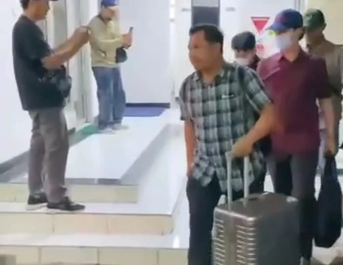 Pemeriksaan oleh KPK di Kantor Bea Cukai Kudus. (Foto: Dok. Istimewa)