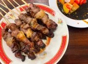 Rekomendasi 5 Warung Sate Kambing Muda di Semarang, Daging Batibulnya Empuk Banget