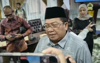 DPR Sororti Insentif Guru Agama di Jateng hanya Rp300 Ribu, hingga Sertifikasi Halal Capai Rp10 Juta