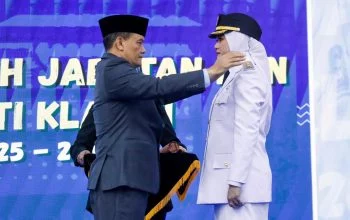 Gubernur Jawa Tengah Ahmad Luthfi melantik Wakil Bupati Klaten Mahanni Yulindha Pratiwi di Gedung Gradhika Bhakti Praja, Semarang, Senin, 10 Oktober 2026. (Dok: Humas Pemprov Jateng)