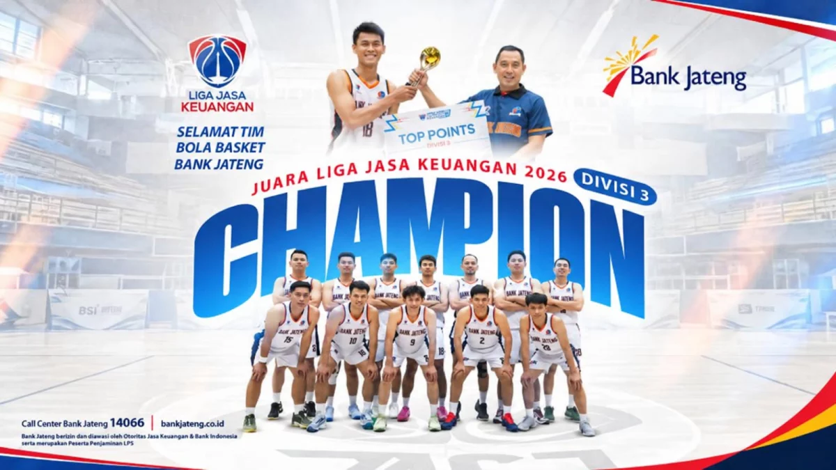 Direktur Utama Bank Jateng Bambang Widyatmoko berfoto bersama para atlet yang merupakan karyawan Bank Jateng usai meraih gelar juara Divisi 3 Liga Jasa Keuangan (LJK) 2026 di Pertamina Arena Simprug, Jakarta, Sabtu, 10 Oktober 2026. (Foto: Dok. Bank Jateng)